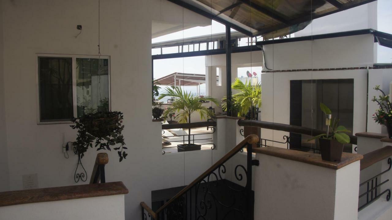 Casa Del Parque Vallarta プエルトバラータ エクステリア 写真