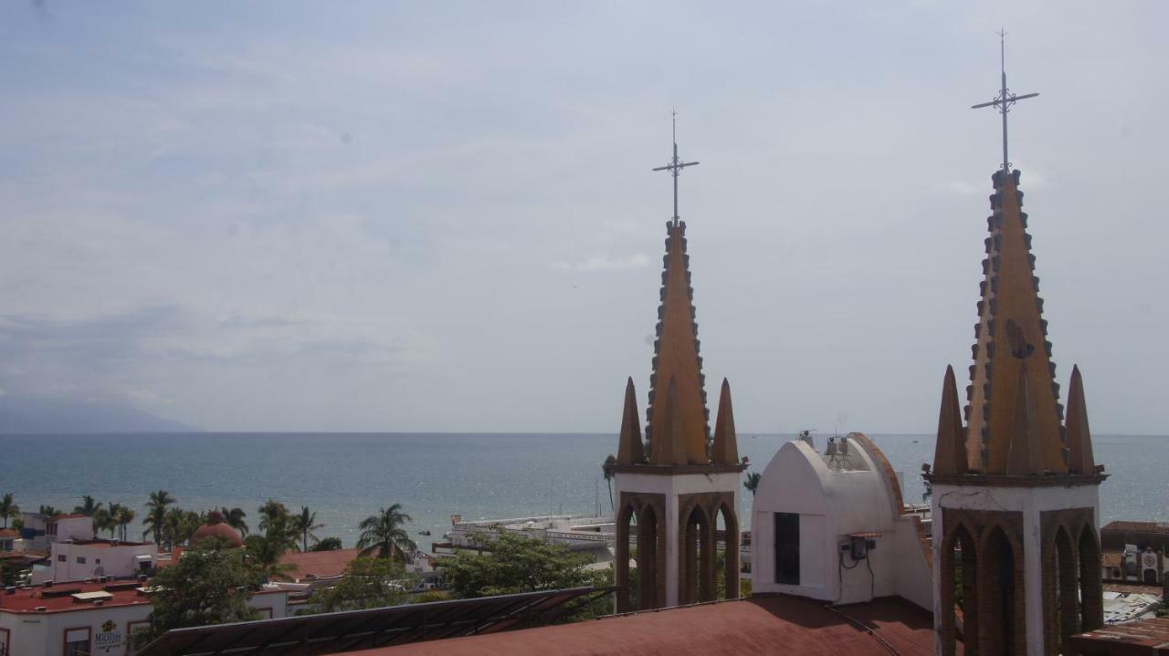Casa Del Parque Vallarta プエルトバラータ エクステリア 写真